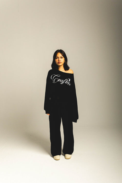 Crafted off shoulder black